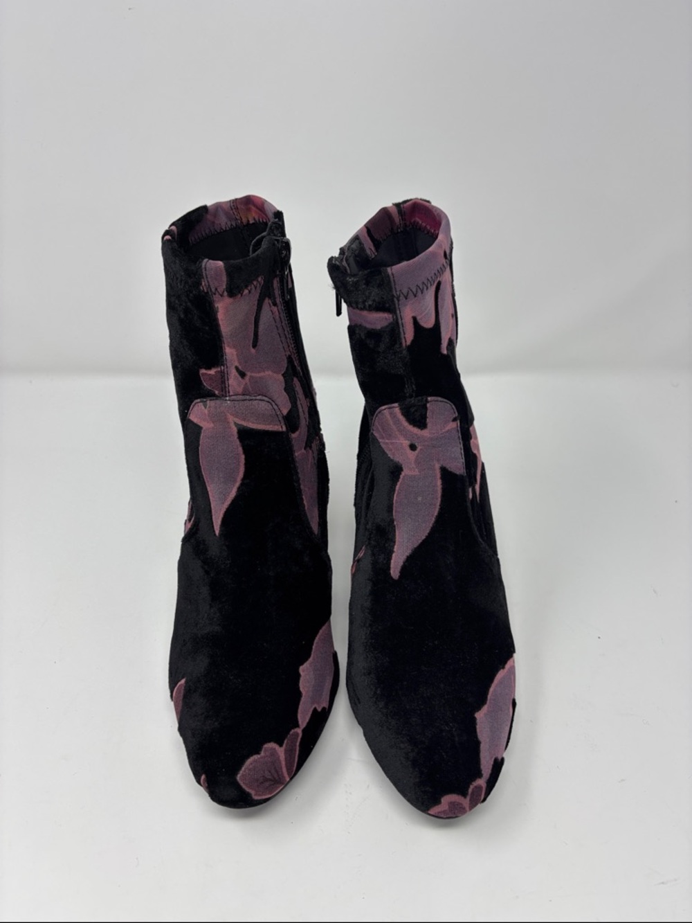 Steve Madden | sock booties 6.5 6.5M Black Velvet Floral Ankle Boots - Women's - Picture 2 of 9